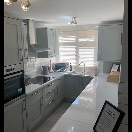 Beautiful Room In Apartment Near Town Centre Rugby Kültér fotó
