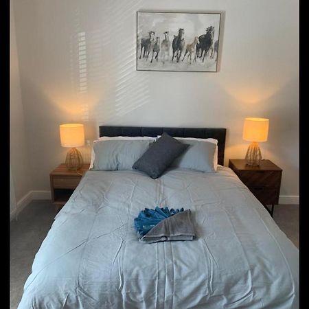 Beautiful Room In Apartment Near Town Centre Rugby Kültér fotó