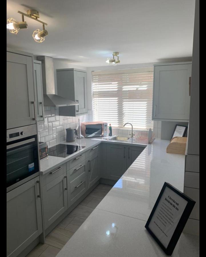 Beautiful Room In Apartment Near Town Centre Rugby Kültér fotó